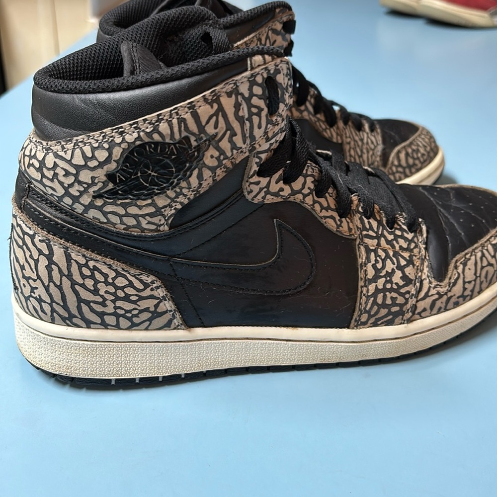 Nike Air Jordan 1 Men’s Size 9.5 Good Shape